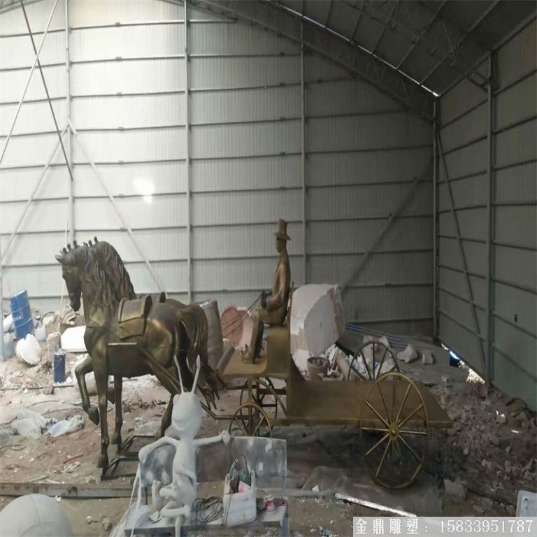 玻璃鋼仿銅馬車雕塑，馬車雕塑定做，啤酒節(jié)馬車雕塑6