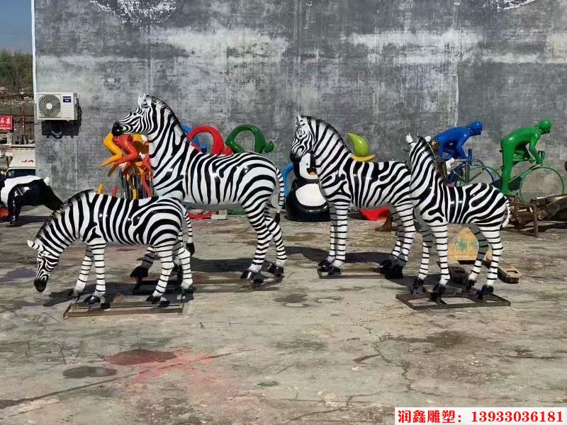 玻璃鋼斑馬雕塑加工廠家 斑馬雕塑款式造型 斑馬圖片